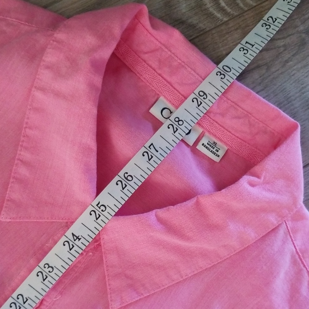 Pink LS button front blouse - Picture 7 of 8